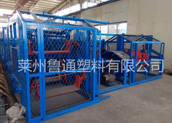 優質塑料拉絲制繩機